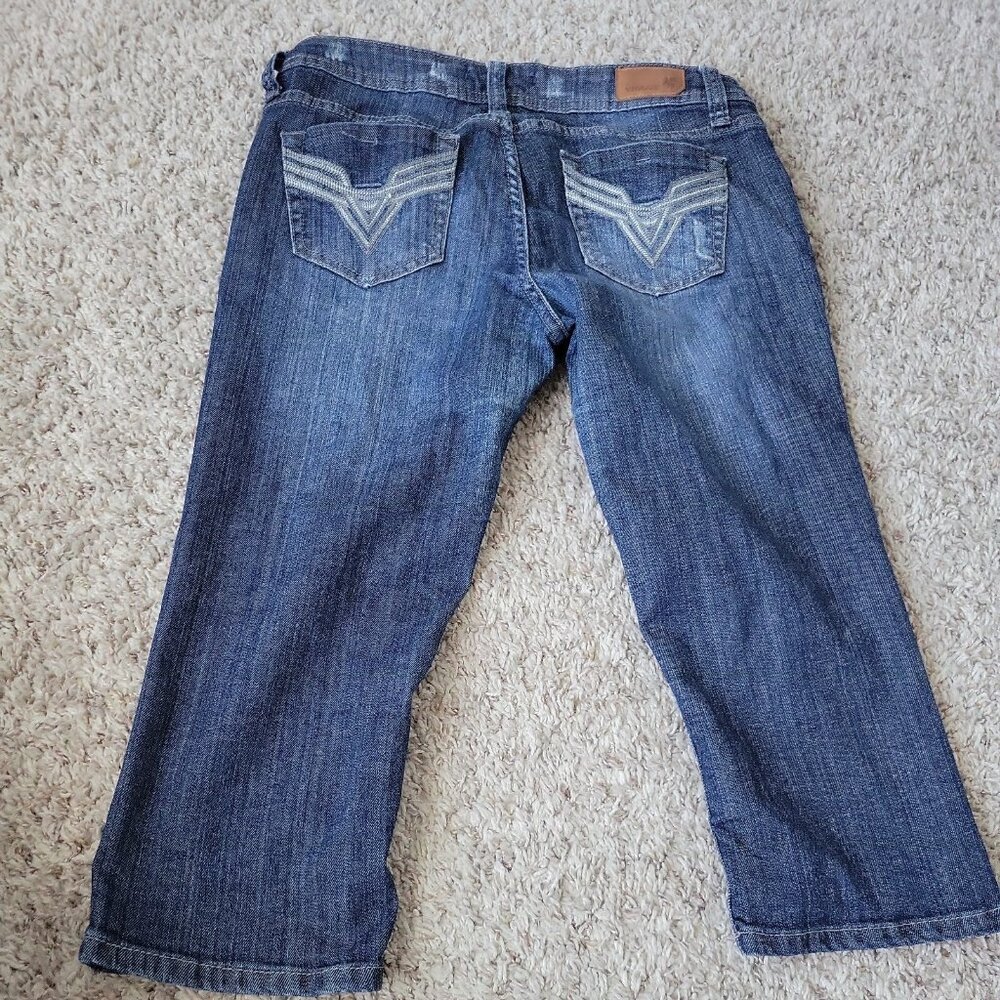 Vigoss Capri Jeans Womens 7 Distressed Embroidered Dark Wash Denim - Picture 8 of 9